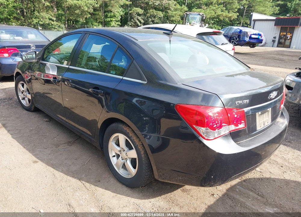 2014 CHEVROLET CRUZE VIN: 1G1PC5SB8E7210158