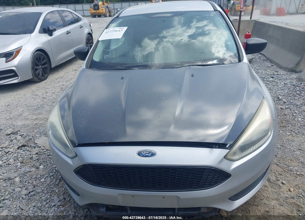 2017 FORD FOCUS VIN: 1FADP3E20HL277353