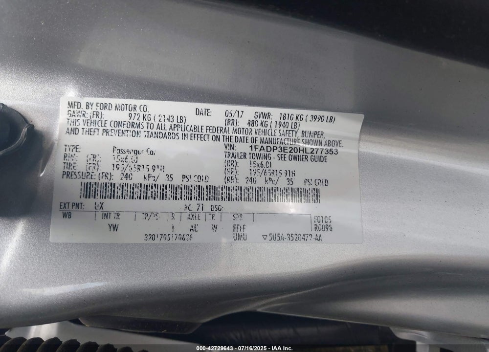 2017 FORD FOCUS VIN: 1FADP3E20HL277353