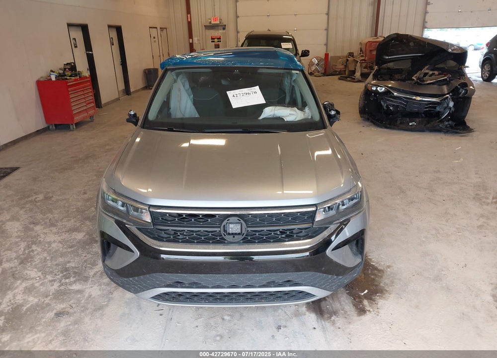 2024 VOLKSWAGEN TAOS VIN: 3VVVX7B28RM017097