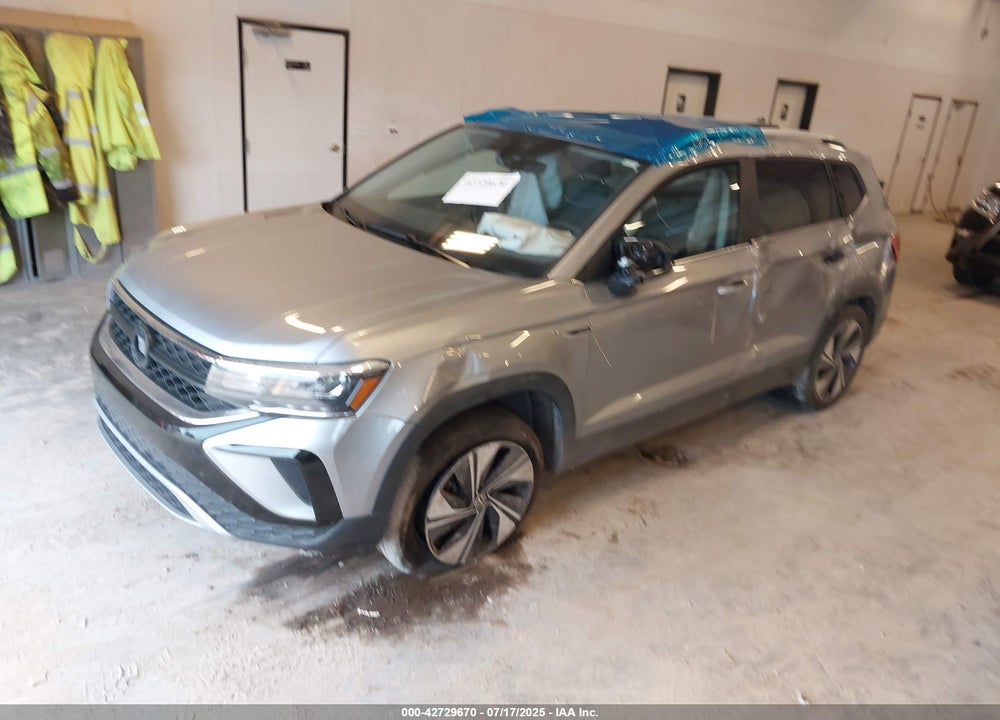2024 VOLKSWAGEN TAOS VIN: 3VVVX7B28RM017097