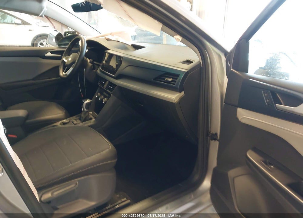 2024 VOLKSWAGEN TAOS VIN: 3VVVX7B28RM017097