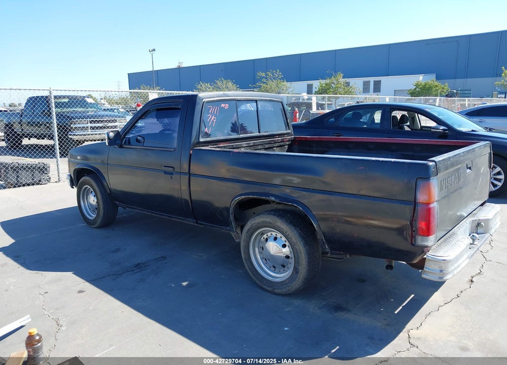 1992 NISSAN TRUCK SHORT WHEELBASE VIN: 1N6SD11S1NC360562