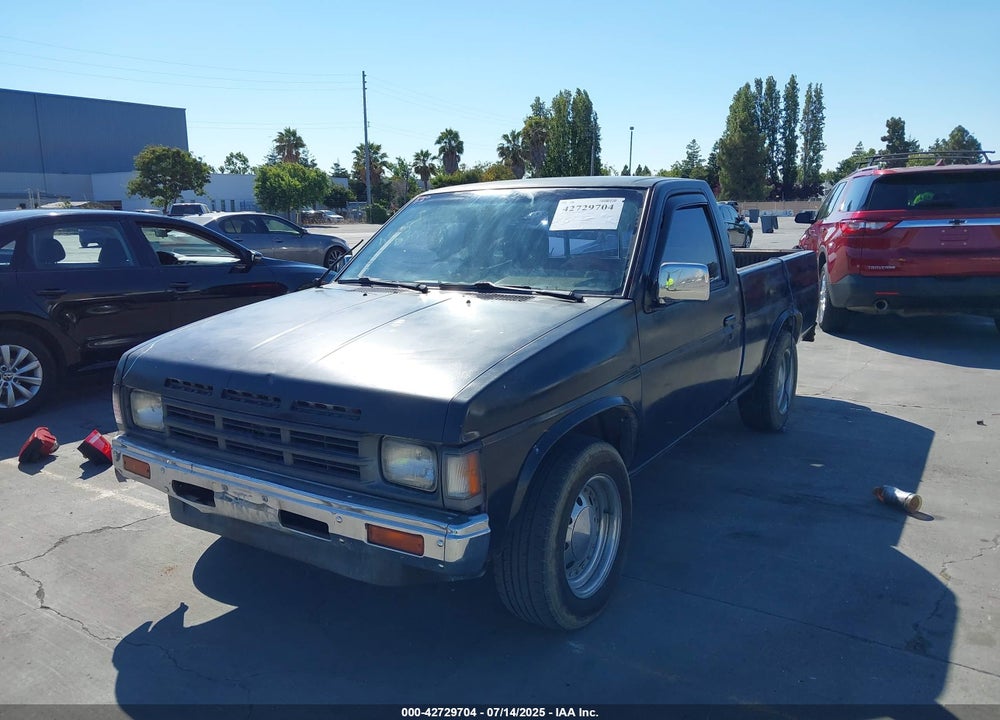 1992 NISSAN TRUCK SHORT WHEELBASE VIN: 1N6SD11S1NC360562