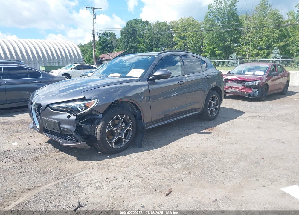 2022 ALFA ROMEO STELVIO TI AWD VIN: ZASPAKBN5N7D37558
