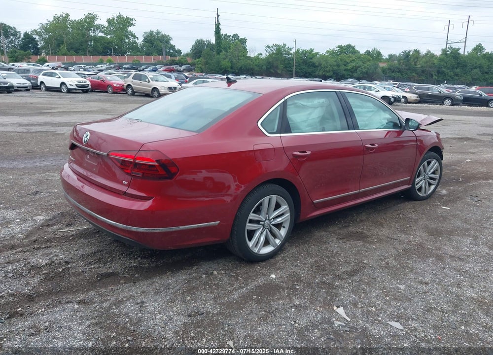 2017 VOLKSWAGEN PASSAT VIN: 1VWCT7A35HC071630