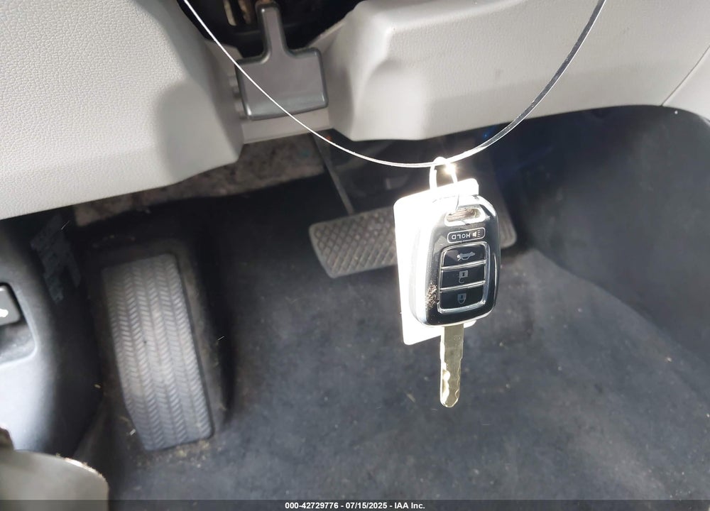 2015 HONDA ACCORD SEDAN VIN: 1HGCR2F3XFA192273