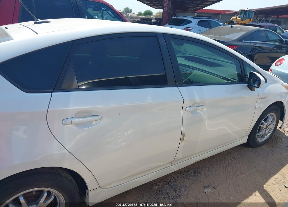 2011 TOYOTA PRIUS VIN: JTDKN3DU2B5368730
