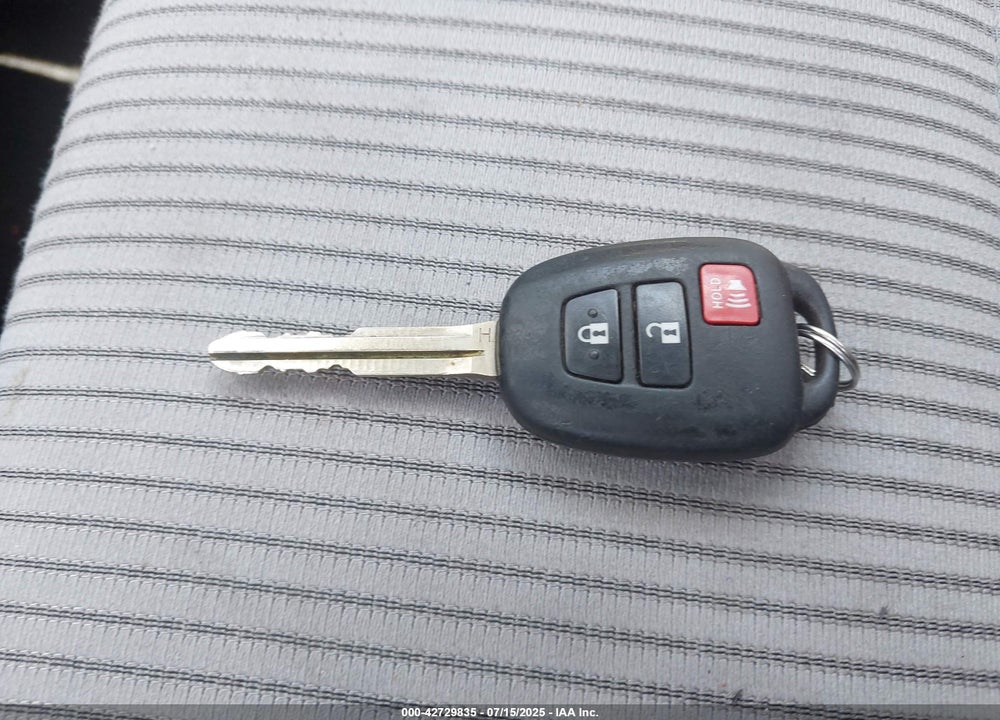 2015 TOYOTA RAV4 VIN: 2T3BFREV6FW296033
