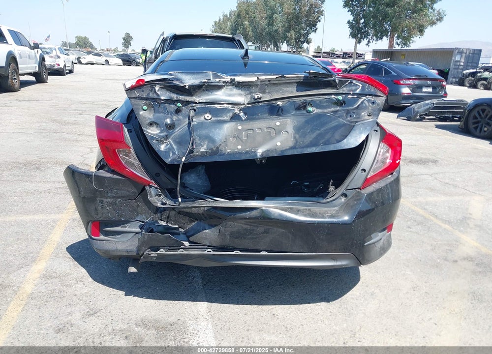 2018 HONDA CIVIC VIN: JHMFC1F3XJX014066