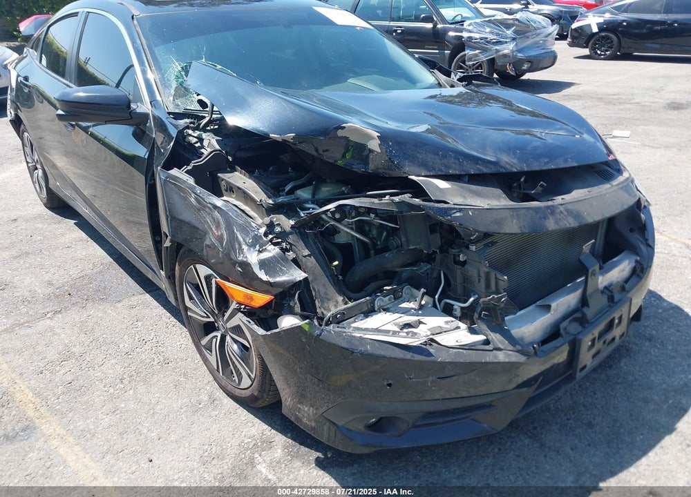 2018 HONDA CIVIC VIN: JHMFC1F3XJX014066