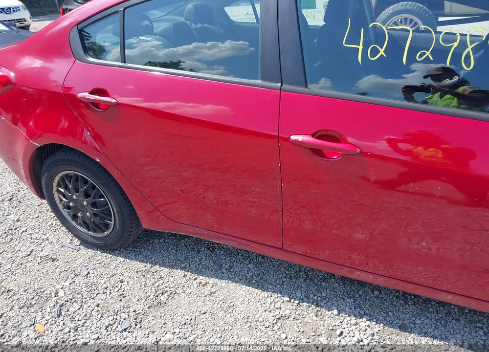 2015 KIA FORTE VIN: KNAFX4A65F5258071