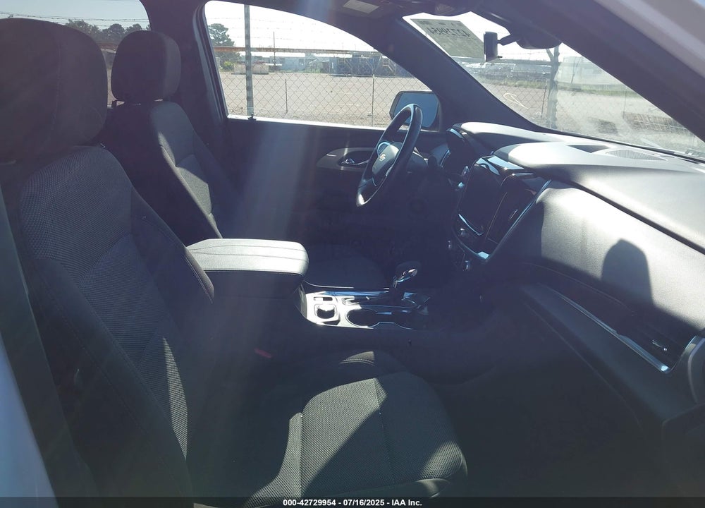 2022 CHEVROLET TRAVERSE FWD LT CLOTH VIN: 1GNERGKW1NJ147734