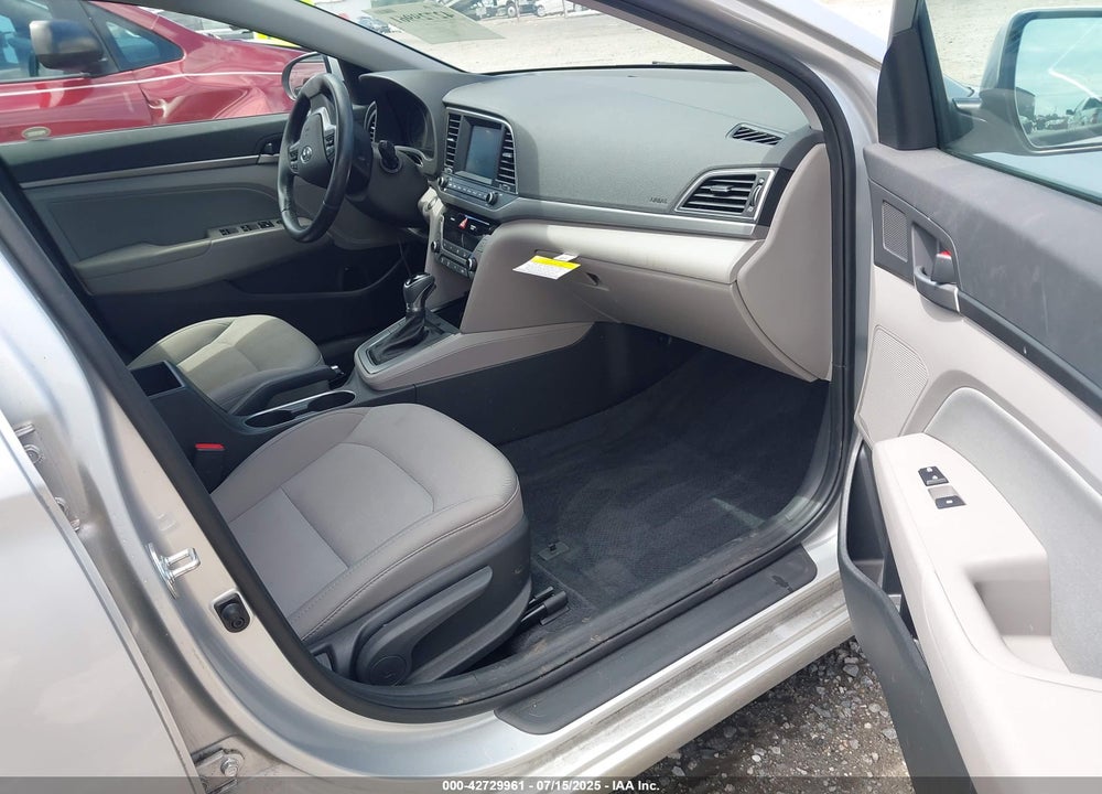 2018 HYUNDAI ELANTRA VIN: 5NPD84LF5JH277720