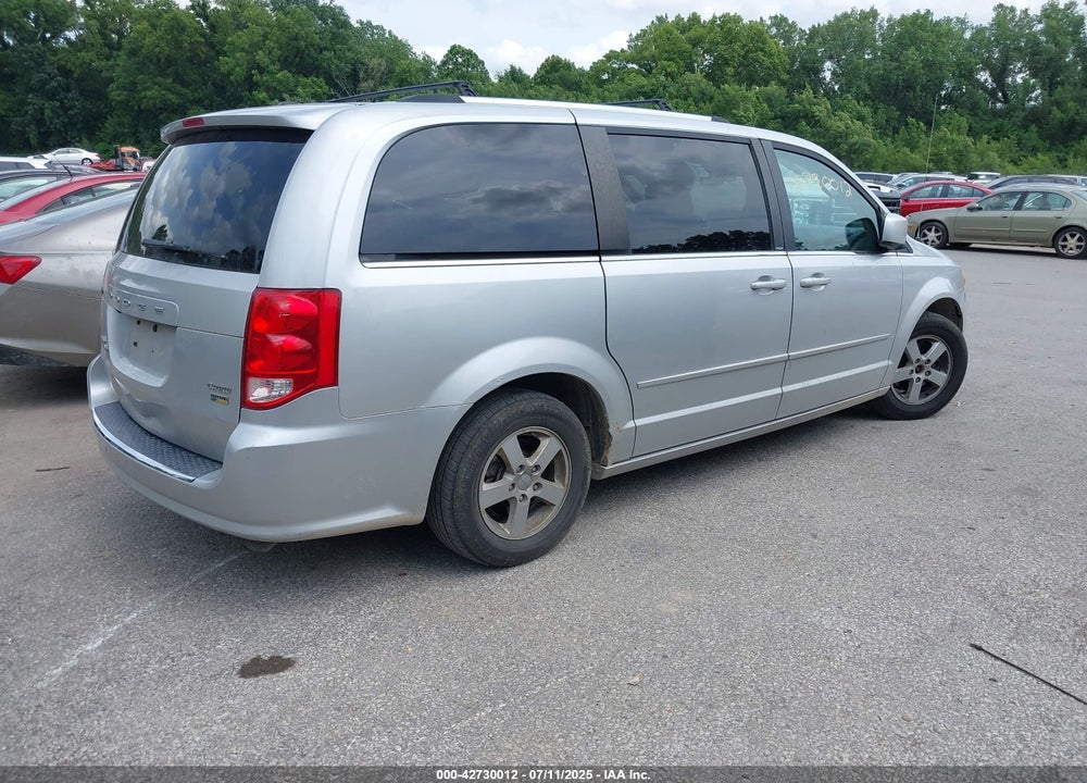 2011 DODGE GRAND CARAVAN CREW VIN: 2D4RN5DG0BR689482