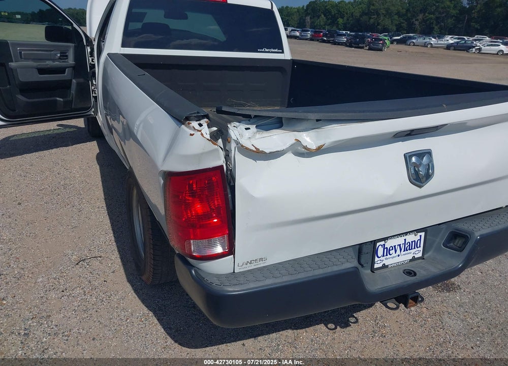 2015 RAM 1500 VIN: 3C6JR6DT2FG559692