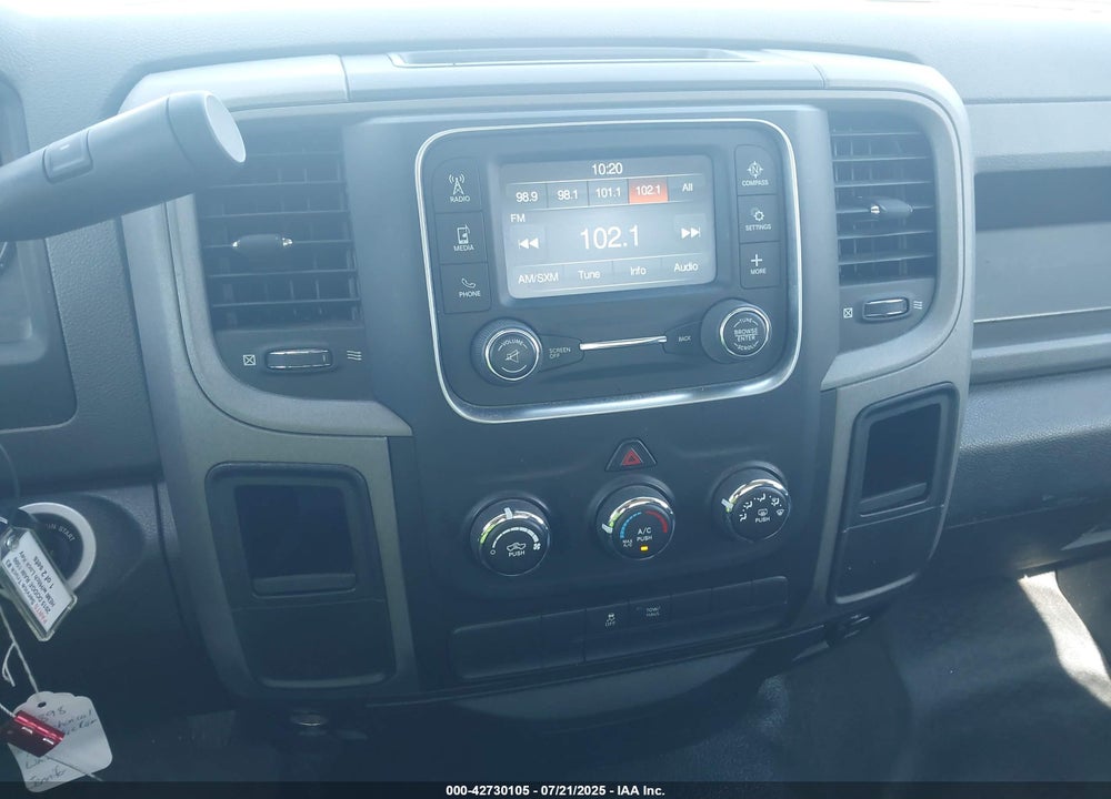 2015 RAM 1500 VIN: 3C6JR6DT2FG559692