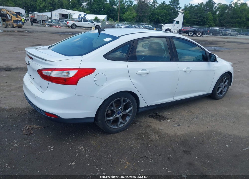 2014 FORD FOCUS VIN: 1FADP3F27EL251021