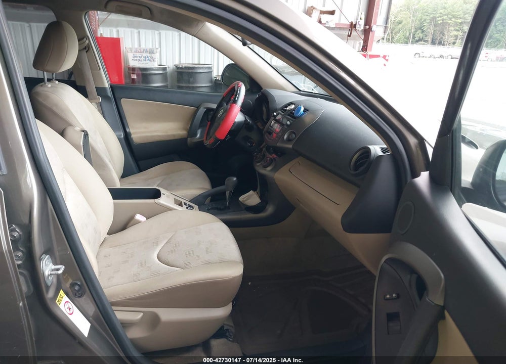 2009 TOYOTA RAV4 VIN: JTMBF33V495002379