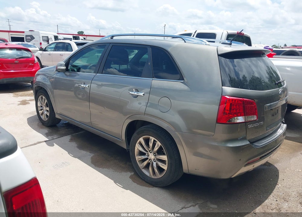 2013 KIA SORENTO VIN: 5XYKW4A21DG412362