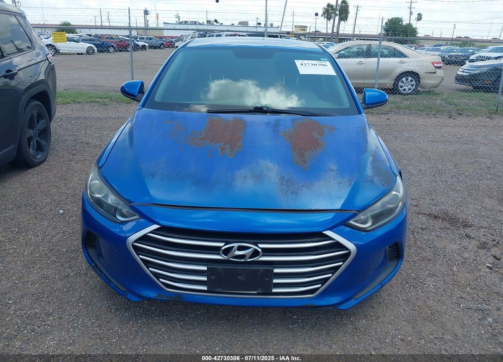 2017 HYUNDAI ELANTRA VIN: 5NPD74LF5HH152343