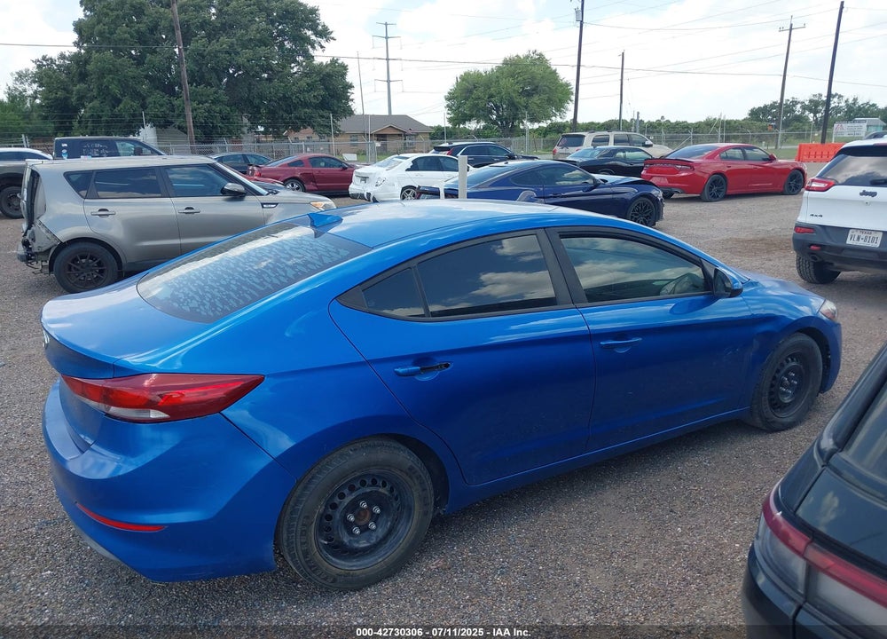2017 HYUNDAI ELANTRA VIN: 5NPD74LF5HH152343