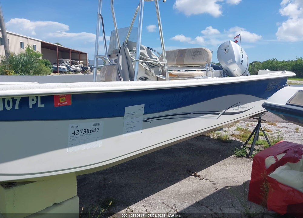 2013 CAROLINA SKIFF BOAT VIN: EKH0L900L213
