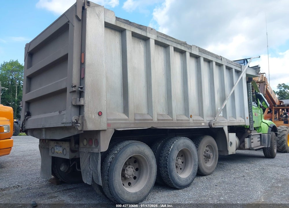 2019 VOLVO VHD VIN: 4V5KC9EJ3KN234399