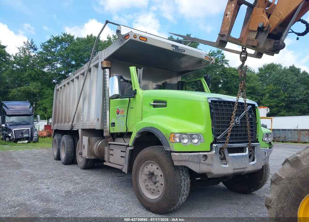 2019 VOLVO VHD VIN: 4V5KC9EJ3KN234399