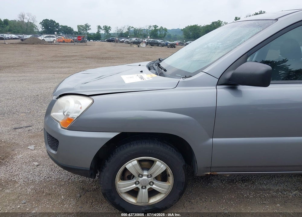 2009 KIA SPORTAGE VIN: KNDJF724597604045