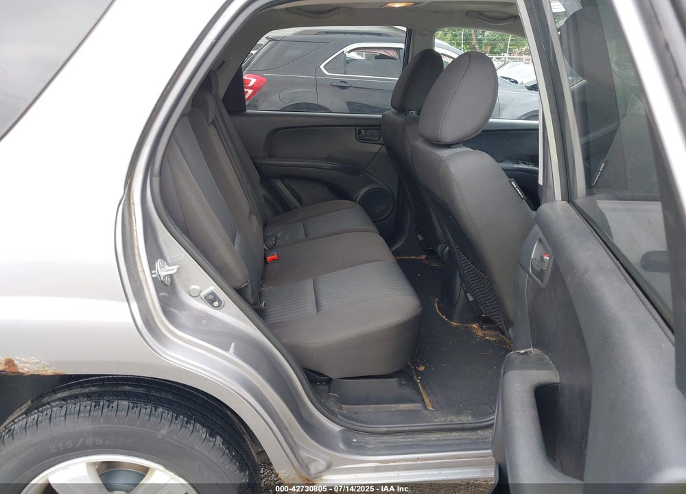 2009 KIA SPORTAGE VIN: KNDJF724597604045
