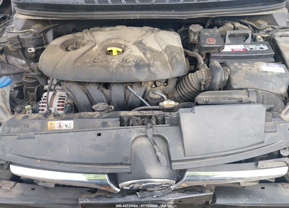 2014 HYUNDAI ELANTRA VIN: KMHDH4AE8EU101780