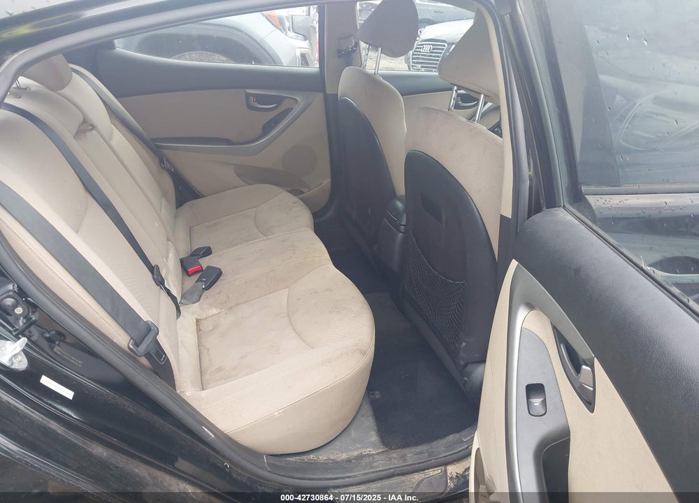 2014 HYUNDAI ELANTRA VIN: KMHDH4AE8EU101780