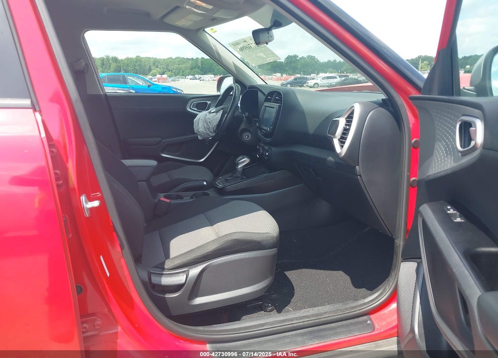 2020 KIA SOUL VIN: KNDJ23AU0L7093065
