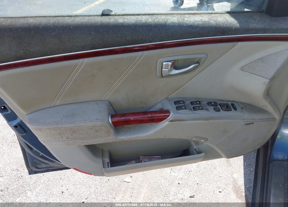 2008 HYUNDAI AZERA LIMITED VIN: KMHFC46F08A321283