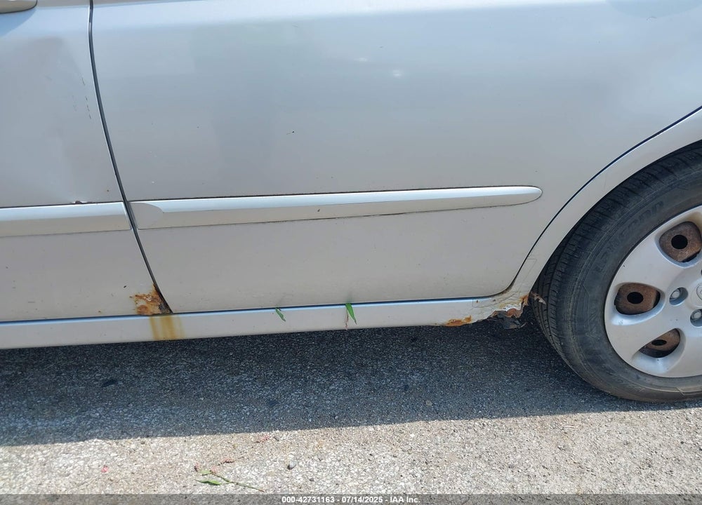2007 KIA SPECTRA VIN: KNAFE122775419442