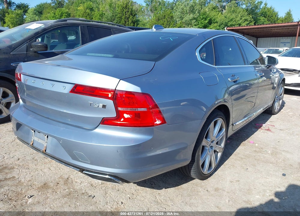2017 VOLVO S90 VIN: YV1A22ML7H1000639
