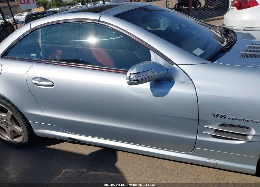 2004 MERCEDES-BENZ SL 55 AMG VIN: WDBSK74F64F077726