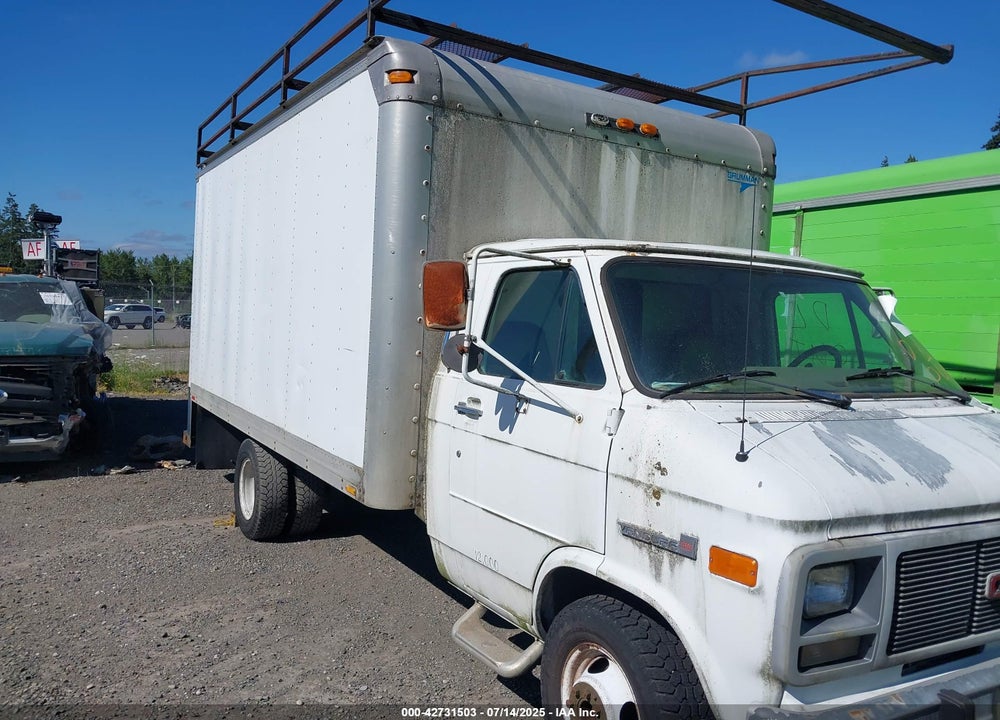1993 GMC CUTAWAY VAN G3500 VIN: 2GDHG31K0P4517257