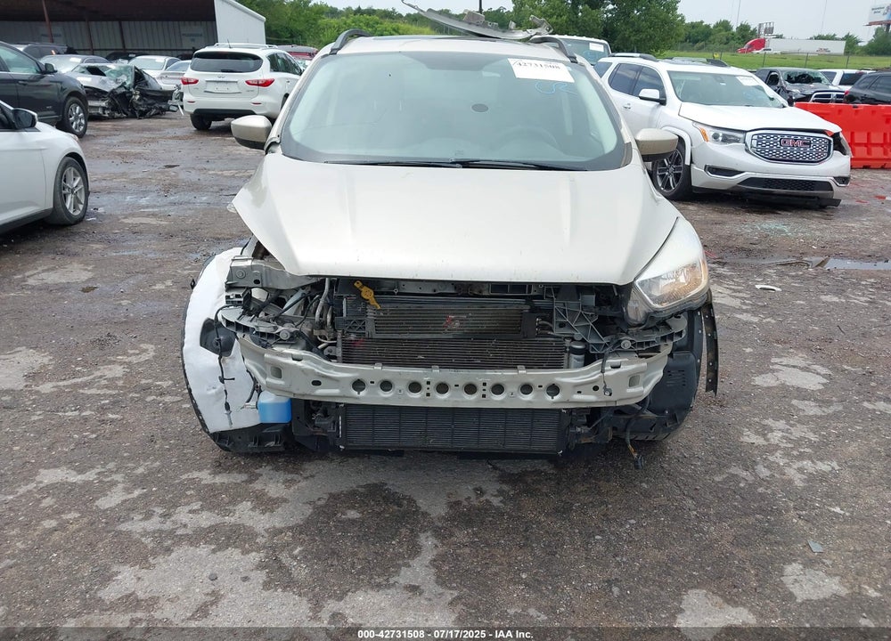 2018 FORD ESCAPE VIN: 1FMCU0GD3JUB75360