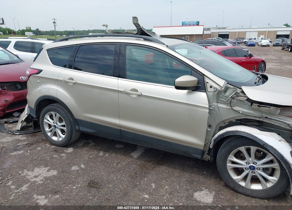 2018 FORD ESCAPE VIN: 1FMCU0GD3JUB75360