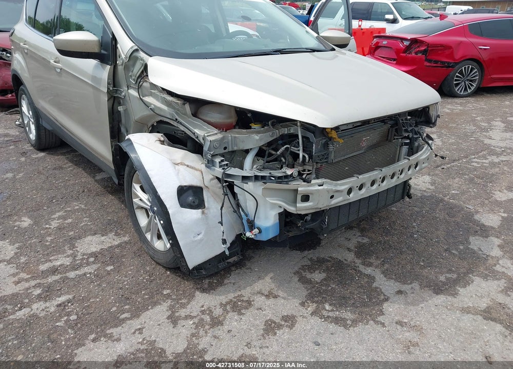 2018 FORD ESCAPE VIN: 1FMCU0GD3JUB75360