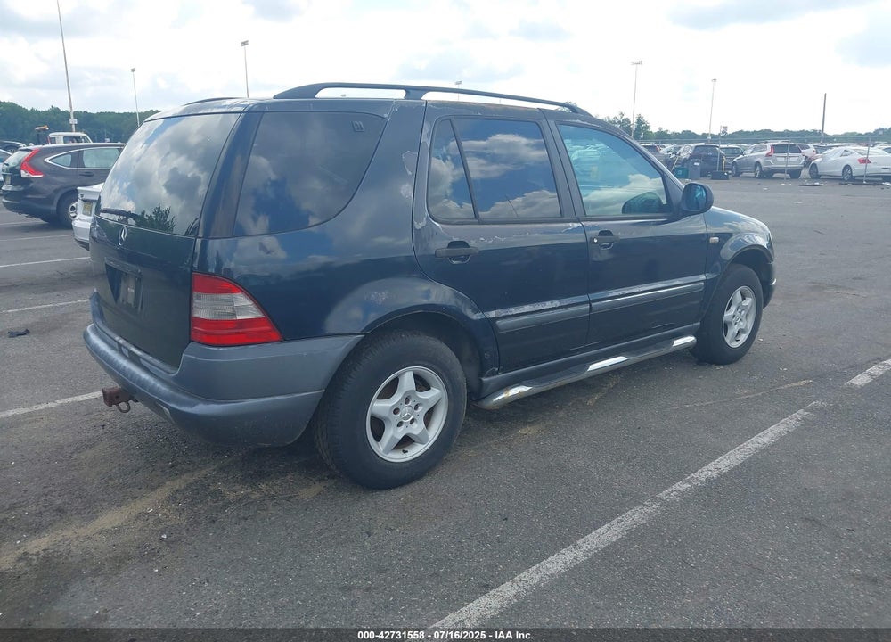 1999 MERCEDES-BENZ ML 320 VIN: 4JGAB54E1XA133397