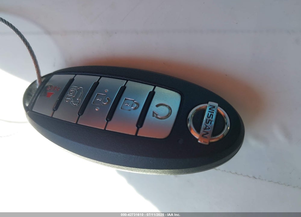 2020 NISSAN ROGUE VIN: 5N1AT2MT3LC750843