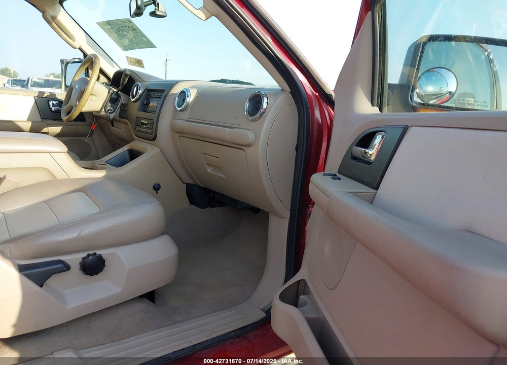 2006 FORD EXPEDITION VIN: 1FMFU17526LB00898