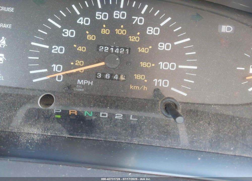 1992 TOYOTA PREVIA LE VIN: JT3AC22S5N1002676