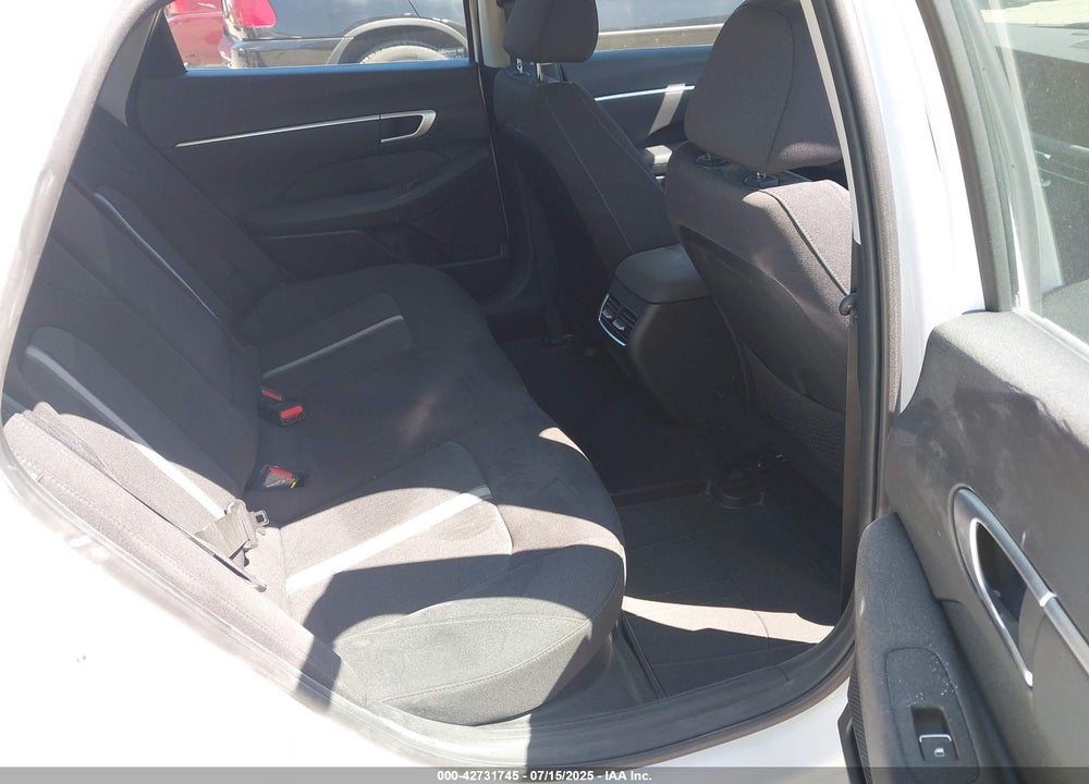 2025 HYUNDAI SONATA HYBRID VIN: KMHL34JJ8SA110645