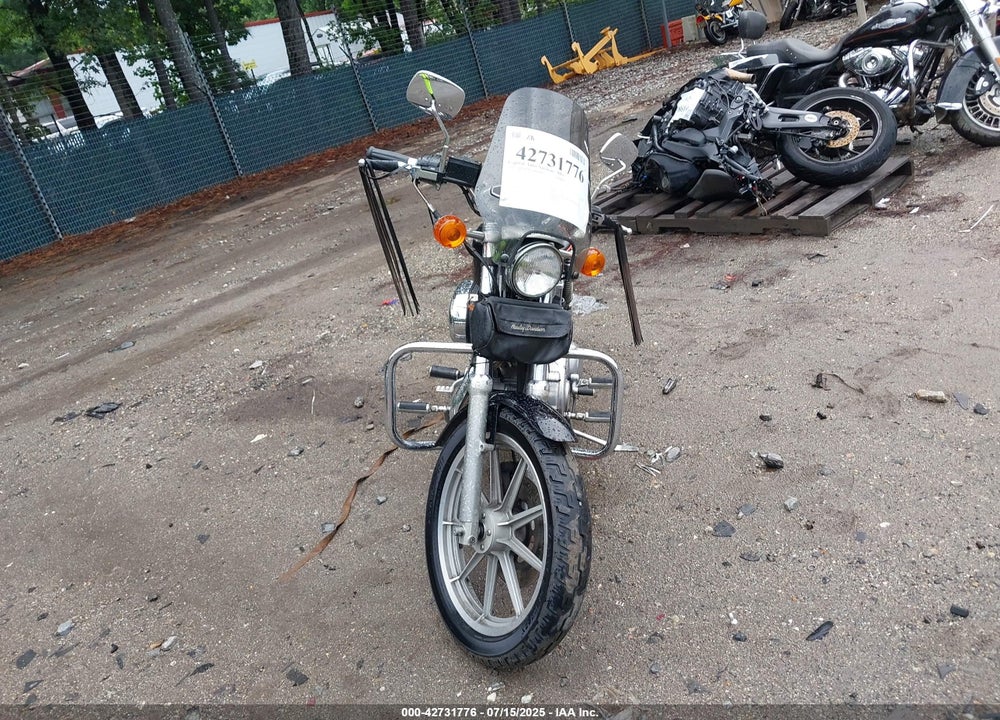 1995 HARLEY-DAVIDSON XLH883 VIN: 1HD4CAM15SY203504