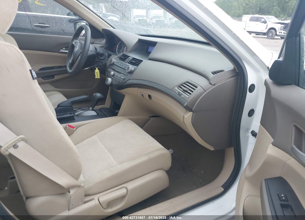 2010 HONDA ACCORD 2.4 LX VIN: 1HGCP2F33AA165706
