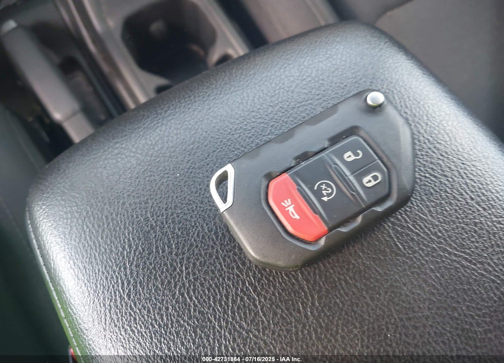 2021 JEEP WRANGLER UNLIMITED WILLYS 4X4 VIN: 1C4HJXDM8MW577187